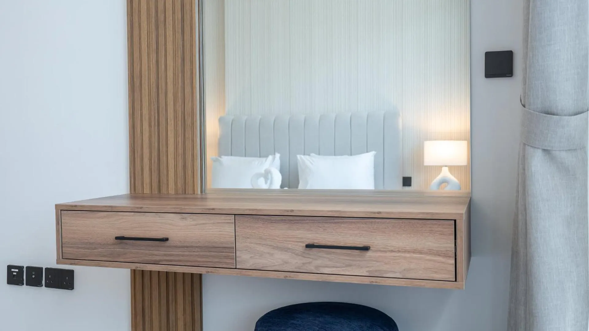 Apartment Stay In Studio City At Celia Residence Perfect For 2 Dubai